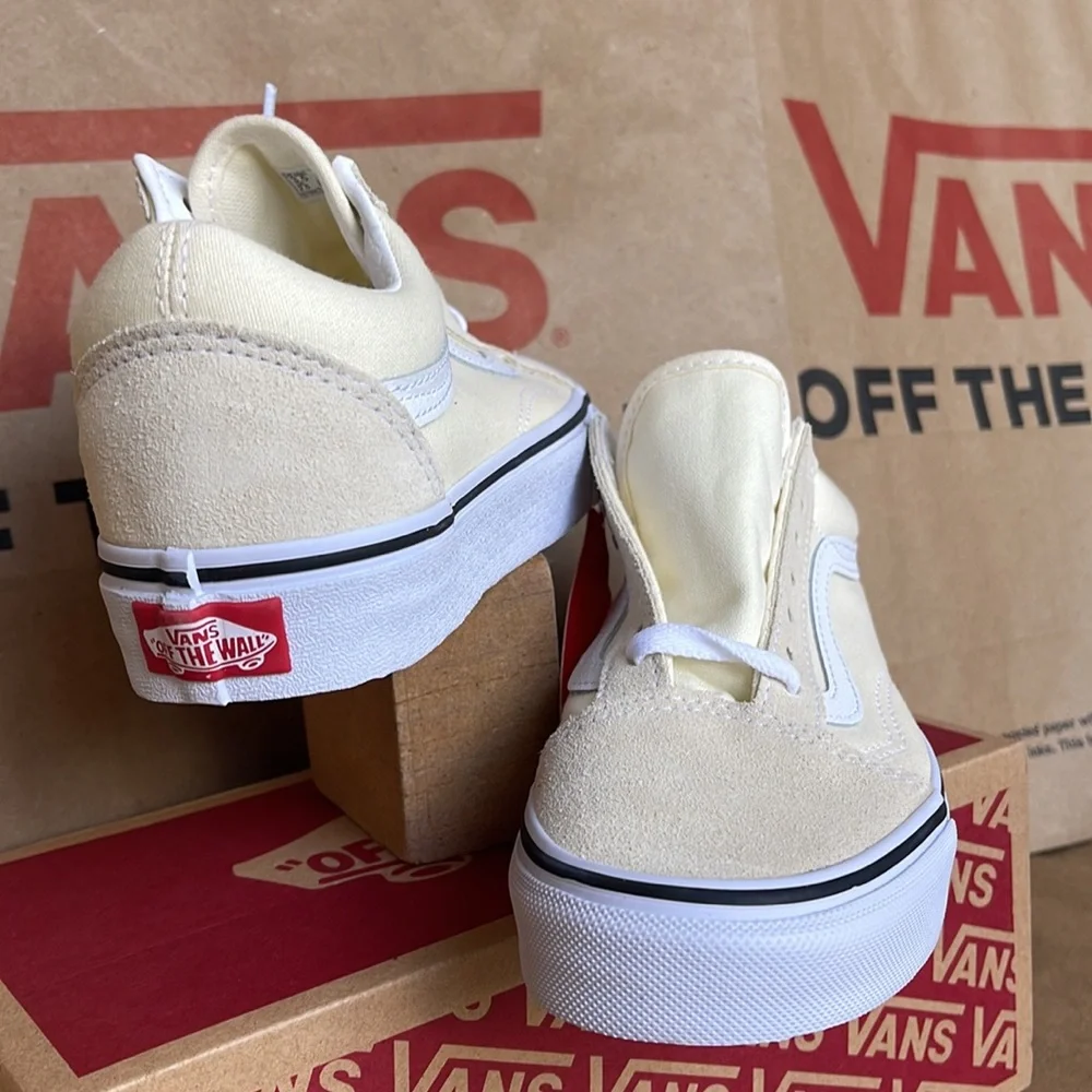 Vans Old Skool Classic White/True White WMNS sneakers - Picture 10 of 16